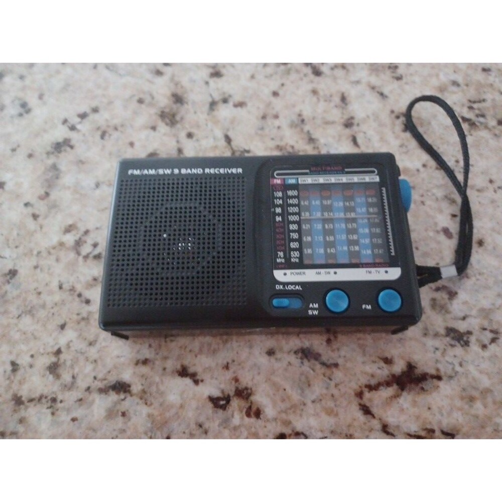 Vtg Portable AM/FM SW World Receiver 9 Band Radio TESTED
